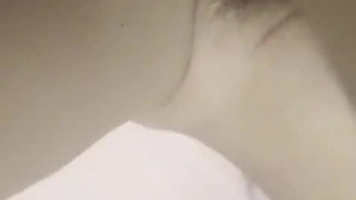 大奶子夹鸡巴好爽，最后一股脑全射脸上