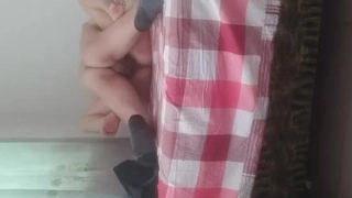 赤壁林志玲稀有流出！双飞两个极品嫩模！【女主可以约，看下面的简阶】