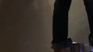 女人自慰免费视频学舞蹈的丝袜母狗穿上丝袜上衣在做舞蹈动作时插入爆操