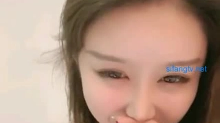 足交白丝糖糖 从小喜爱玩弄屌