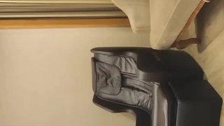 朋友妻主动约我去她家一边操一边给她老公打电话